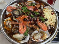 -老东镇啤酒屋海鲜加工·蒸汽海鲜·海鲜烧烤(台东店)