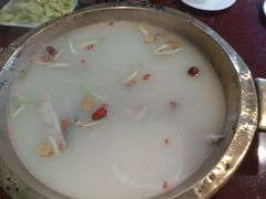 -颜氏双江清水鱼一养身火锅(磁器口店)