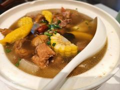 -江城小馆陕南妈妈菜·全球旅行餐厅(钟楼店)
