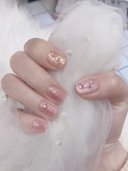 -七彩虹美甲美睫 半永久
