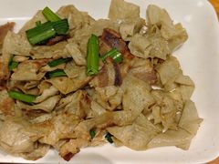 -莲餐厅·湖北菜·潜江小龙虾店(愚园路店)
