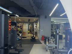 -超鹿运动(五四路恒力城店)