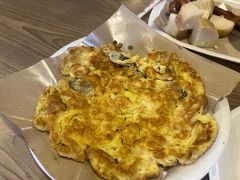 -东海岸人工湖美食村