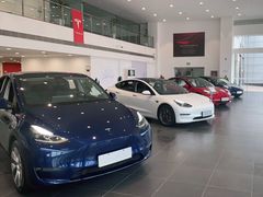 -TESLA 特斯拉(北京南四环中路特斯拉中心)