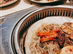 -佰烧海鲜烤肉火锅自助(世茂国际广场店)