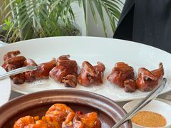 润烧脆皮乳鸽-粤界(望京金辉店)