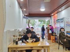 大堂-华兴街自力面店