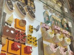 零售区-红跑车(仙鹤街店)