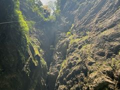 -贵阳猴耳天坑·极限酷玩公园