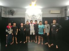 -威天下格斗柔术健身馆(红旗渠路店)