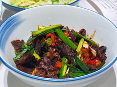 红皮蒜香腊牛肉-老湘亲·品鉴湘菜(湖里店)