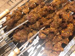 秦川黄牛招牌烤肉筋-叁宝烧烤 西安烧烤 领跑品牌(学府路店)