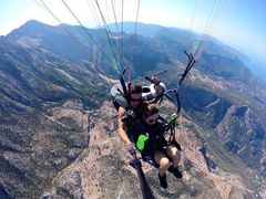 -费特希耶滑翔伞