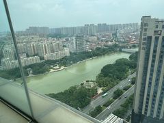 -荣誉国际酒店-云顶旋转餐厅