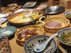 -洱火云南酸菜牛肉火锅(石景山当代商城店)