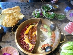 鸳鸯锅底-小龙坎老火锅(滨江店)
