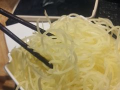 -鹿鸣山草本茶香火锅(园西路店)