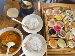 -双桥园·云南过桥米线(古城南门店)