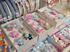 -纪念日百货(万达广场店)