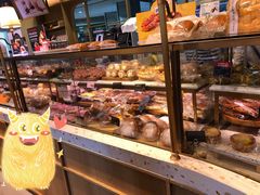 面包甜点陈列柜-巴黎贝甜(阳光上东店)