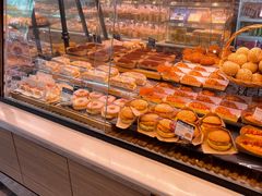 -巴黎贝甜(大宁国际商业广场店)