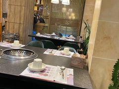 大堂-草家酱蟹炭火烤肉店(珲春南路一店)