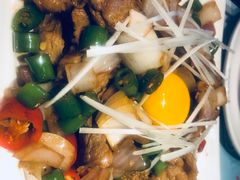 烈焰红唇-胡桃里音乐酒馆(环亚凯瑟琳广场店)