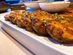 香煎鹅肝藕饼-三利音·东方司宴(外滩店)