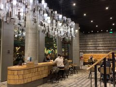 大堂-星巴克臻选(湖滨道店)