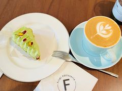-Fridi Patisserie Cafe