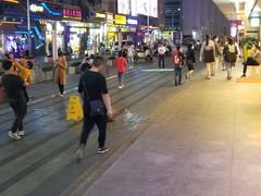 -东门小吃街