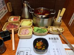 -独食火锅·半米屋台(直营总店)