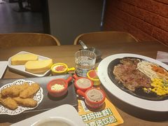 -豪客来牛排(空港华联店)