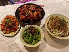 -巴厘龙虾·榜首油焖大虾(洞庭·艺术洋房店)