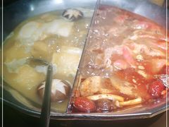 -湊湊火锅·茶憩(杭州湖滨银泰in77店)