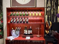 -广州万富希尔顿酒店·感趣自助餐厅·金秋蟹宴生蚝海鲜刺身