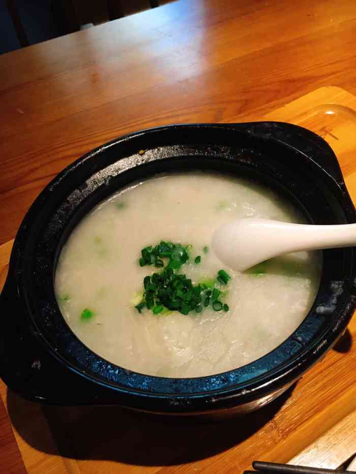 如轩海鲜砂锅粥(海珠店)-"沙虾粥超好吃,每次都点.两百文吃到好饱,.