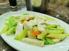 家常豆腐-江天饭店(石鼓白鸭汤)