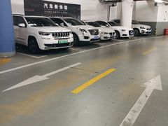 -梅赛德斯奔驰文化中心·停车场