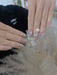 -一奈日式美甲美睫专门店