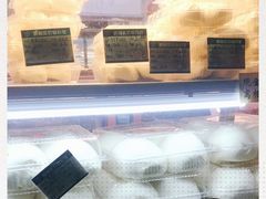 -白玉兰食品(汇联商厦店)