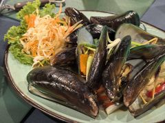 -Pakwan Restaurant & Bar