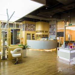 -塞巴斯汀SEBASTIAN专业美发店