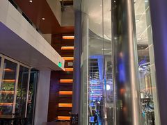 -The BREW·酿餐厅(浦东嘉里大酒店)