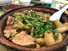 农家芋苗煲-东兴黄鳝饭店(江洲店)