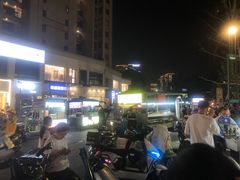 -龙湖杭州滨江天街