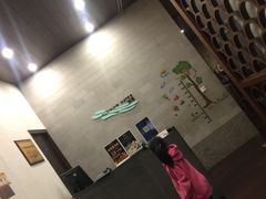 -梁鸿湿地丽笙度假酒店大堂吧