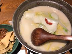 -吃饭皇帝大土家民族菜(正大广场店)