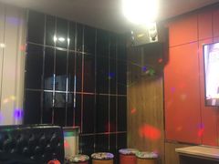 -蓝尊量贩(黄河路店)