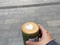 -雨人咖啡(扬帆广场店)
